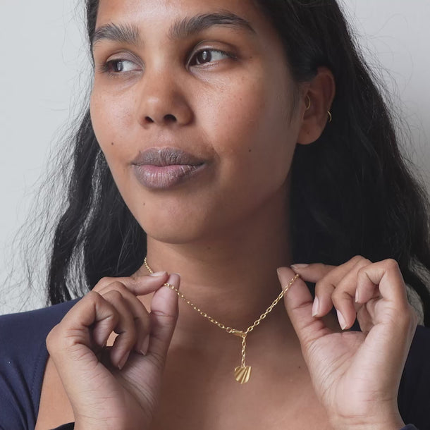 ENAMEL Copenhagen Halsband, Wave Heart Necklaces Gold Plated